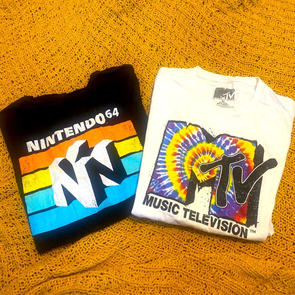 Nintendo MTV Nerdy Tee Bundle Plus Oversize XL